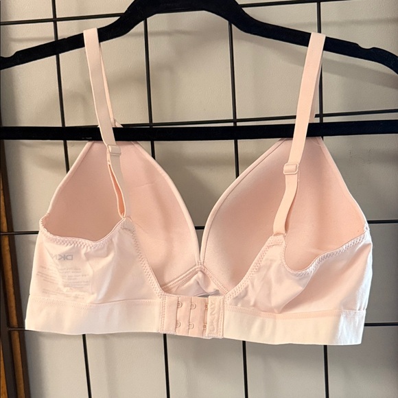 DKNY Women's Light Pink Bra M - Picture 4 of 4